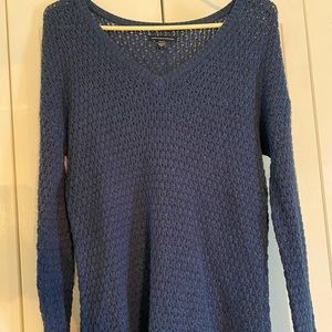 navy american eagle sweater. medium